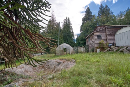 7712 Fawn Road, Halfmoon Bay, BC 