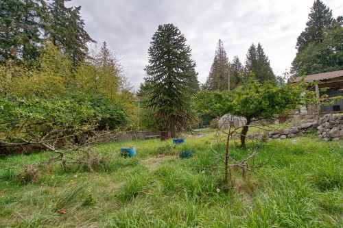7712 Fawn Road, Halfmoon Bay, BC 