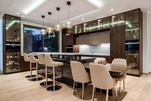 1405 28Th Street, West Vancouver, BC 