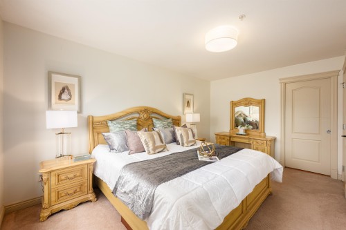 7949 Montcalm Street, Vancouver, BC 