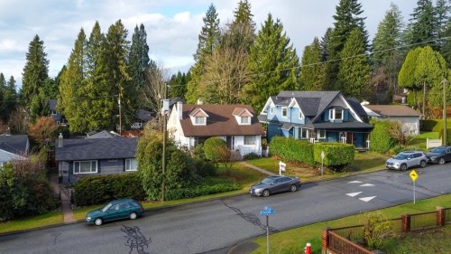 2809 St. Georges Avenue, North Vancouver, BC 