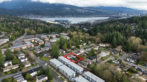 810 Catherine Avenue  Coquitlam, BC V3J 4L7