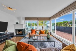 2243 Oak Street  Vancouver, BC V6H 3W6