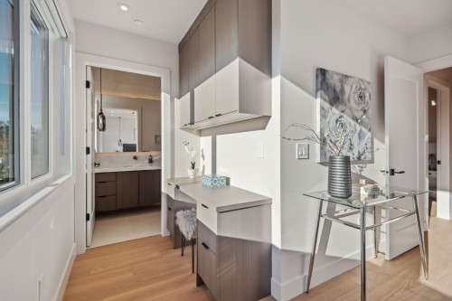 2-3620 20Th Avenue W, Vancouver, BC 