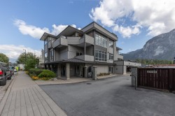 37738 Third Avenue  Squamish, BC V8B 0A2