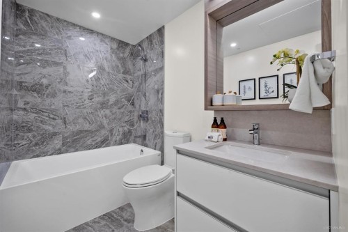 507-6655 Buswell Street, Richmond, BC 