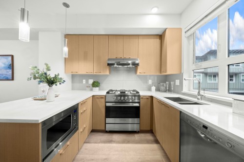 26-10311 River Drive, Richmond, BC 