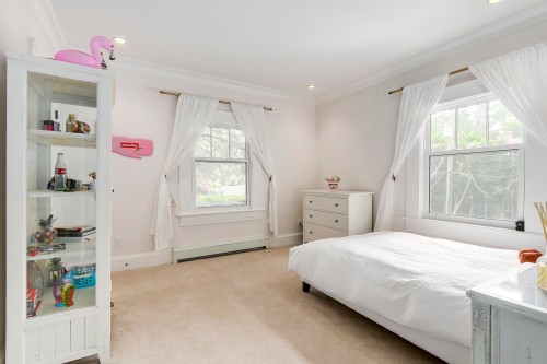 1926 17Th Avenue W, Vancouver, BC 