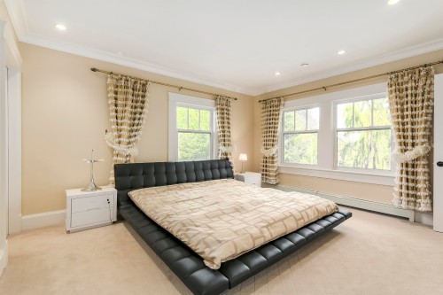 1926 17Th Avenue W, Vancouver, BC 