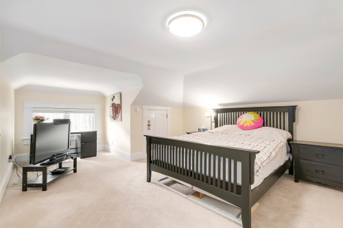 1926 17Th Avenue W, Vancouver, BC 