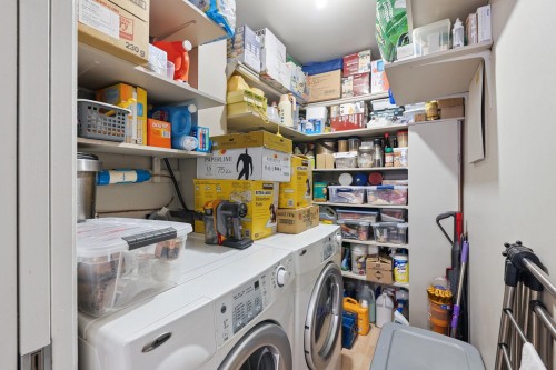 206-7459 Moffatt Road, Richmond, BC 