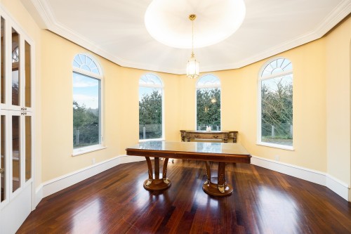 6220 Summit Avenue, West Vancouver, BC 