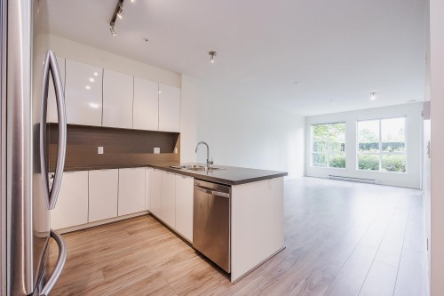 103-1135 Windsor Mews, Coquitlam, BC 