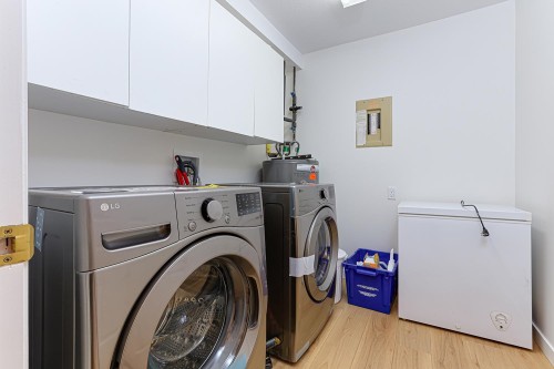 201-1150 54A Street, Delta, BC 