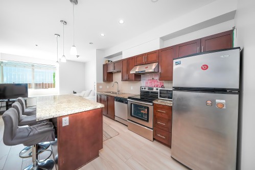 110-5000 Imperial Street, Burnaby, BC 