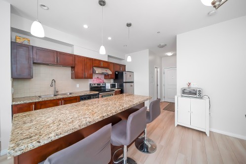 110-5000 Imperial Street, Burnaby, BC 