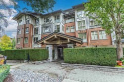 313-4883 Maclure Mews  Vancouver, BC V6J 5M8