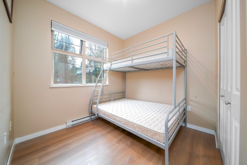 313-4883 Maclure Mews, Vancouver, BC 