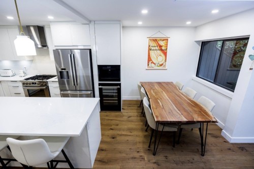 209-4001 Mt Seymour Parkway, North Vancouver, BC 