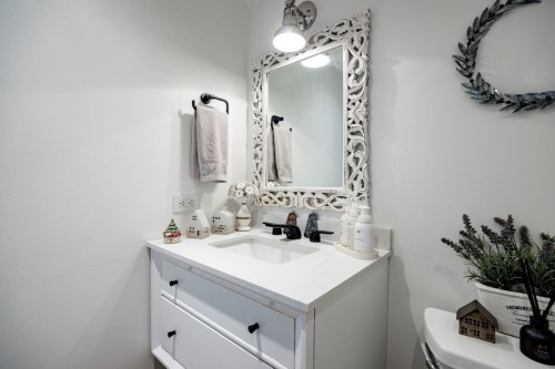 209-4001 Mt Seymour Parkway, North Vancouver, BC 