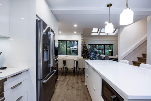 209-4001 Mt Seymour Parkway, North Vancouver, BC 