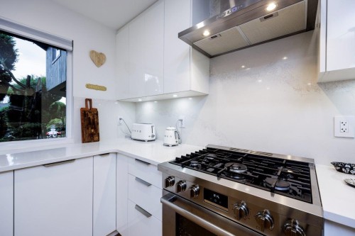 209-4001 Mt Seymour Parkway, North Vancouver, BC 