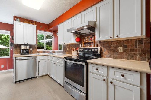 1330 Cimarron Drive, Coquitlam, BC 