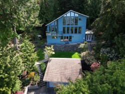 445 Mountain Drive  West Vancouver, BC V0N 2E0