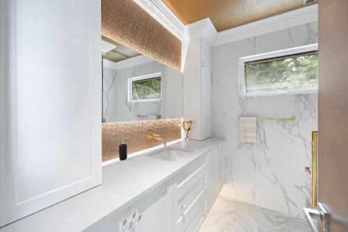 445 Mountain Drive, West Vancouver, BC 