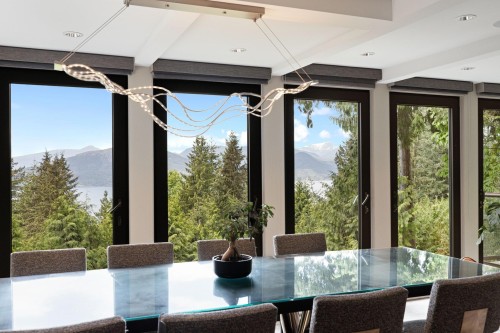 445 Mountain Drive, West Vancouver, BC 