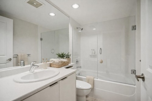 2103-1001 Richards Street, Vancouver, BC 