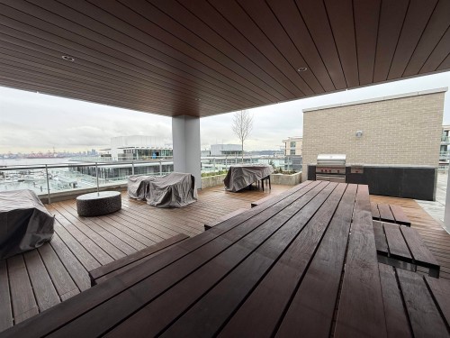 117-755 Harbourside Drive, North Vancouver, BC 