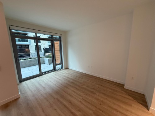 117-755 Harbourside Drive, North Vancouver, BC 