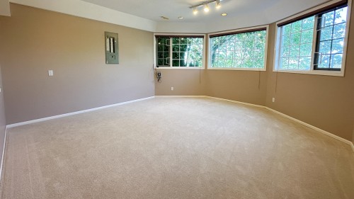 Bsmt-88 Ravine Drive, Port Moody, BC 