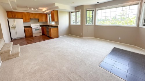 Bsmt-88 Ravine Drive, Port Moody, BC 