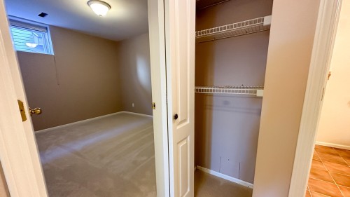 Bsmt-88 Ravine Drive, Port Moody, BC 