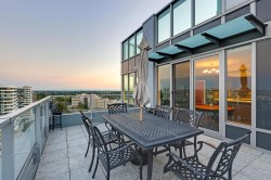 1801-7488 Lansdowne Road  Richmond, BC V7C 0B9