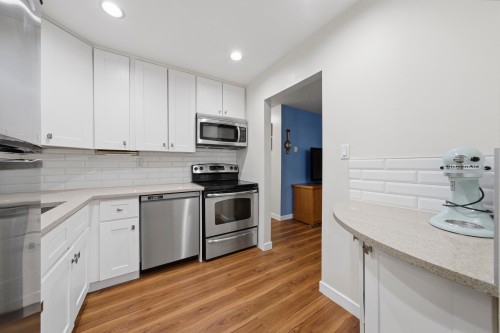 238-8500 Ackroyd Road, Richmond, BC 