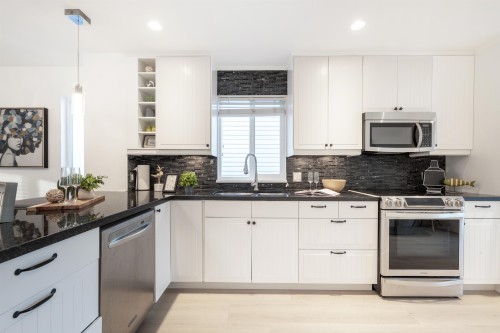 3638 Maginnis Avenue, North Vancouver, BC 