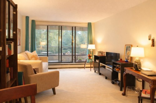 808-4194 Maywood Street, Burnaby, BC 