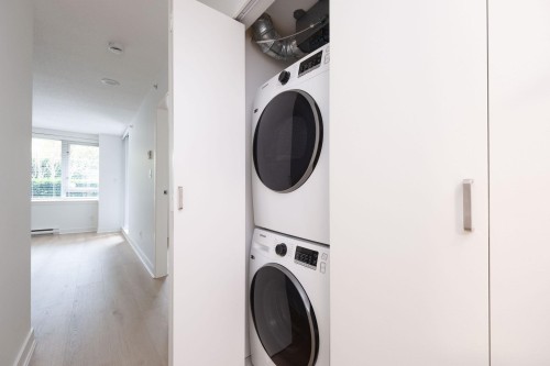 302-1030 Broadway Street W, Vancouver, BC 