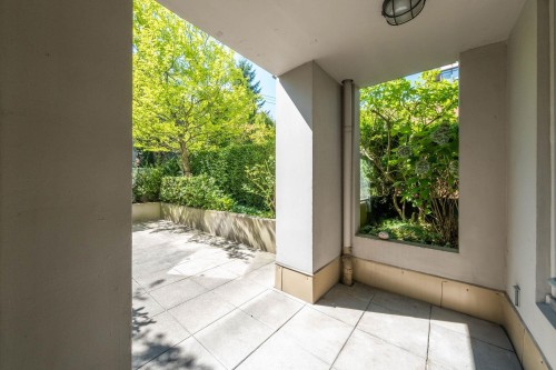 302-1030 Broadway Street W, Vancouver, BC 