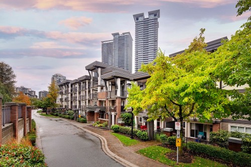 406-4728 Brentwood Drive, Burnaby, BC 