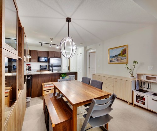 406-4728 Brentwood Drive, Burnaby, BC 