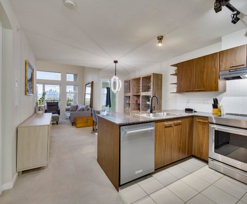 406-4728 Brentwood Drive, Burnaby, BC 