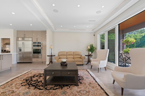 5199 Cliffridge Avenue, North Vancouver, BC 