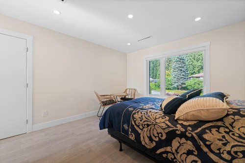 5199 Cliffridge Avenue, North Vancouver, BC 