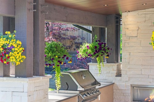 5199 Cliffridge Avenue, North Vancouver, BC 