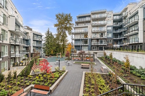 303-1100 Clarke Road, Port Moody, BC 