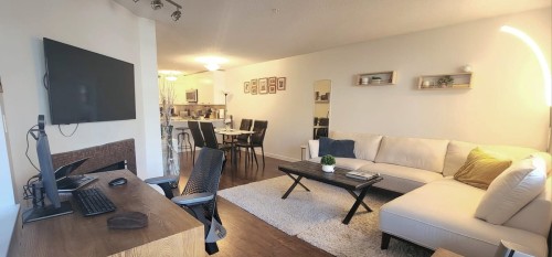 1525 Pendrell Street, Vancouver, BC 